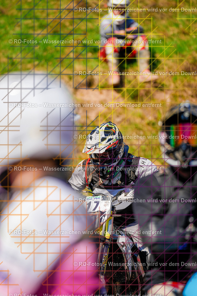 3 Lauf Mernes-28 | Sportfotografie von RO-Fotos: Motorsport, Motocross, Enduro, Laufveranstaltungen und Triathlon. Professionelle Fotos von Sportlern und Events. - Realisiert mit Pictrs.com