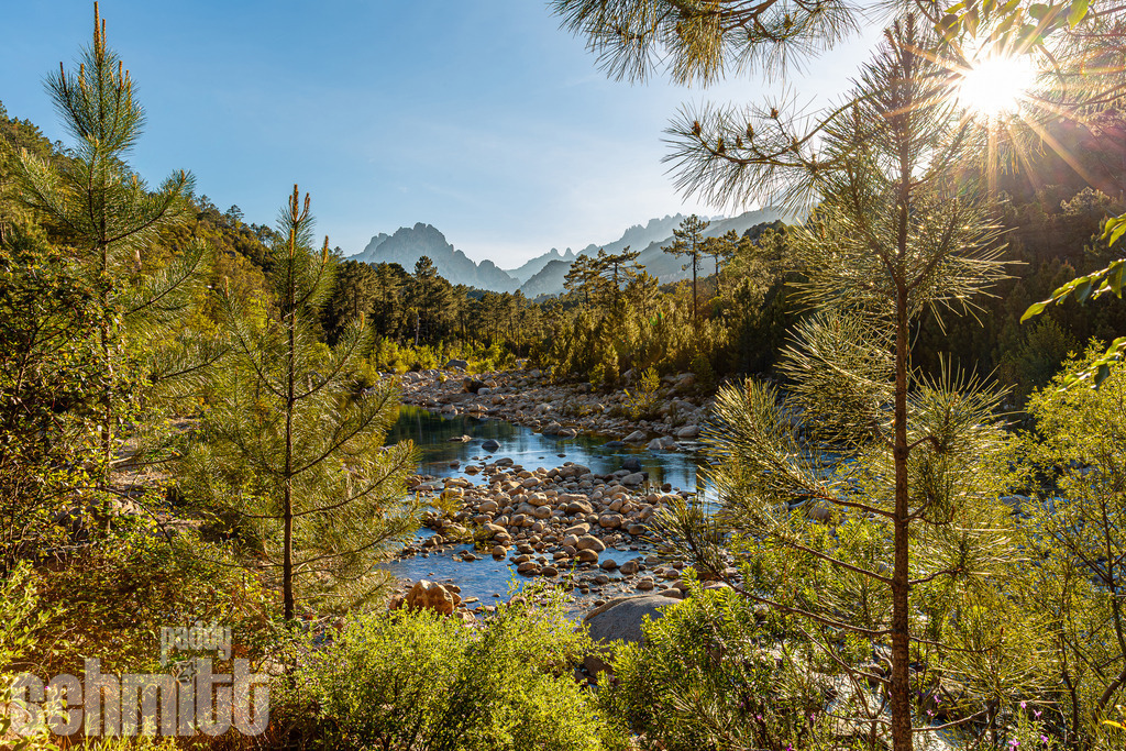 PS-AATW-2026-40 | Entdecke die größte Bildgalerie der Region mit Fotografien aus dem Allgäu, der Bodenseeregion, Oberschwaben, dem Donautal und der Schwäbischen Alb. Landschaften, Luftaufnahmen und Reisefotografie als Wandbild und Fotokunst. - Realisiert mit Pictrs.com