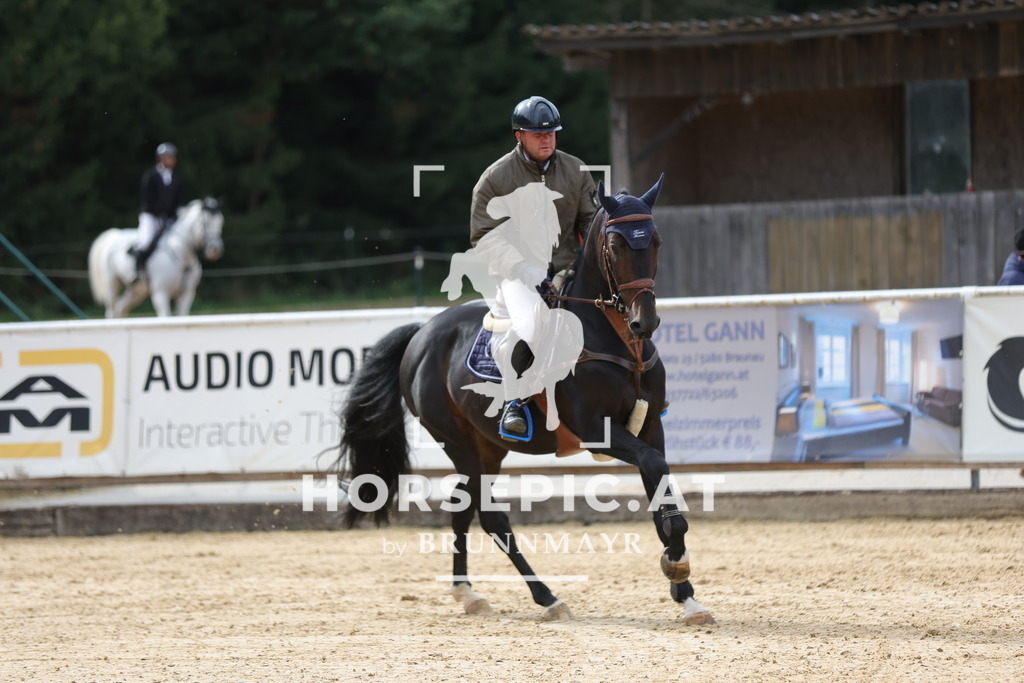 0P6A8618 | Willkommen bei Brunnmayr - Design & Fotografie – Ihrem Spezialisten für Reitturniere und Pferdeveranstaltungen in Oberösterreich, Salzburg und Bayern! Seit über 17 Jahren sind wir leidenschaftlich dabei.