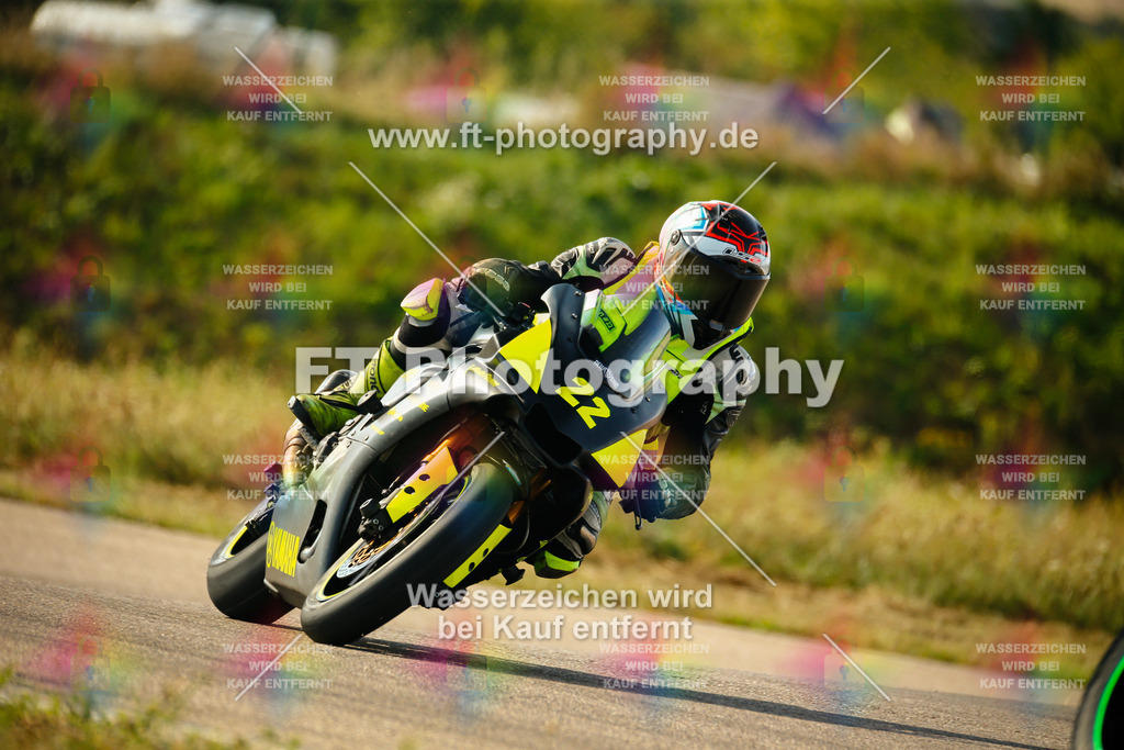 _MOT6031 | Hier findet Ihr Bilder von Touristenfahrten auf der Nürburgring Nordschleife oder von anderen Veranstaltungen die ich besucht habe. Viel Spass beim Durch Schauen 