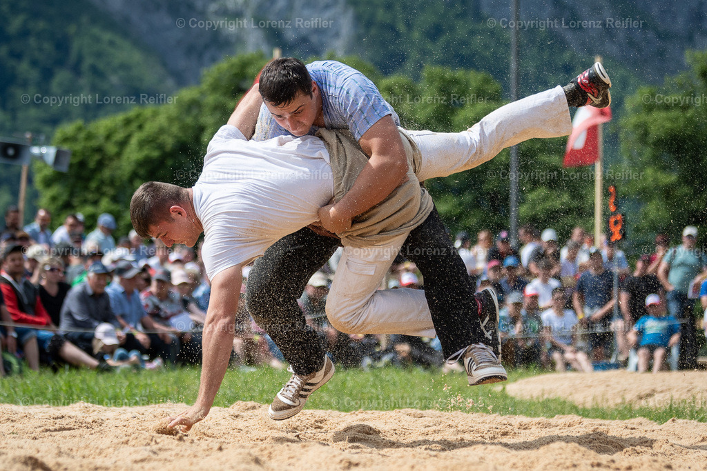 Schwingen -  Glarner Bündner 2024 | Glarus, 20.5.24, Schwingen - Glarner Bündner.