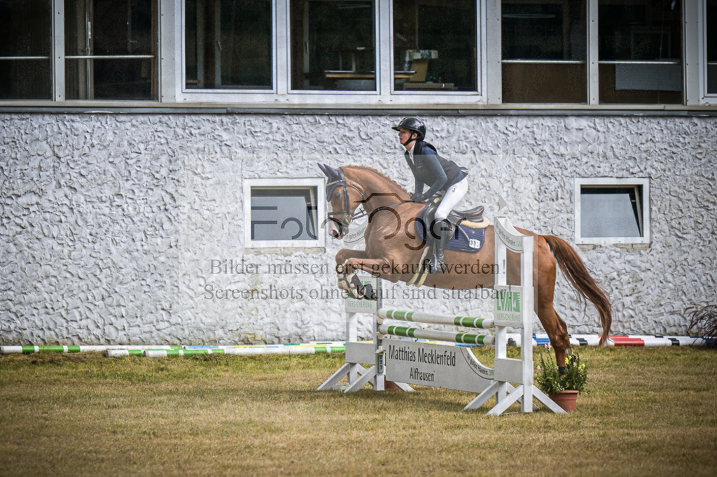 DOS_0010 | Entdecke hochwertige Reitturnierfotos von Foto Oger. Professionell, emotional und authentisch – jetzt Lieblingsmomente im Shop bestellen.Deutschlandweite Turnierfotografie. - Realisiert mit Pictrs.com