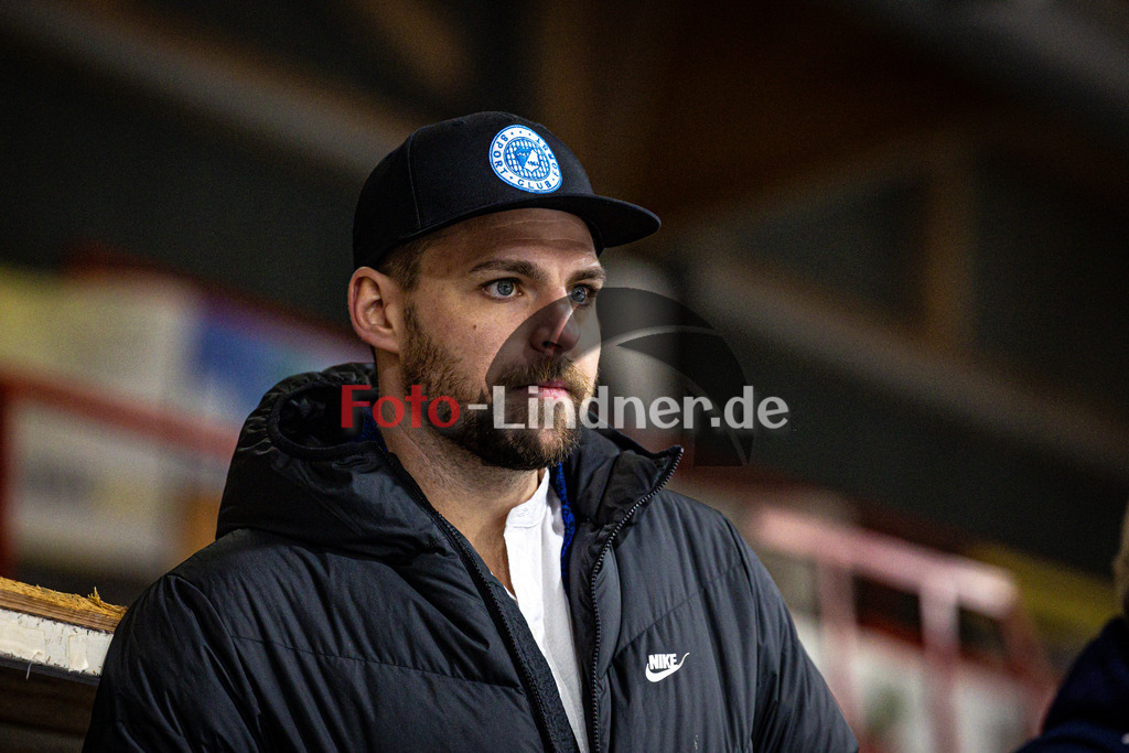 SC Forst NATURE BOYS gegen ESC Hassfurt HAWKS | Eishockey Landesliga Herren Playoffs 2024/25 - Spiel 2 von 4, SC Forst NATURE BOYS gegen ESC Hassfurt HAWKS, 20250222,Fritz STÖGBAUER (Nature Boyz hc) Portrait,2025-02-22 in Peißenberg (Eisstadion Peißenberg)Fritz STÖGBAUER (Nature Boyz hc)Copyright: WolfgangxLindner foto-lindner.de