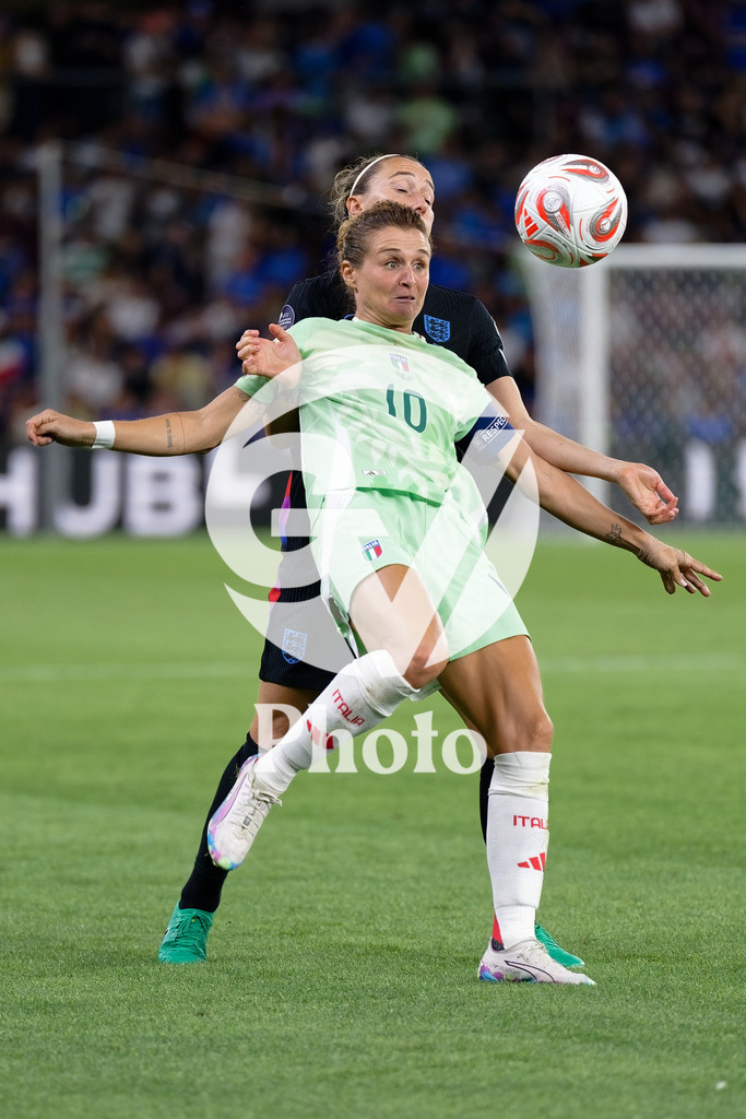 England v Italy - UEFA Women's EURO 2025 Semi-Final | GENEVA, SWITZERLAND - JULY 22:  Cristiana Girelli of Italy (L) controls the ball under pressure from  Lucy Bronze of England (R)  during the UEFA Women's EURO 2025 Semi-Final match between England and Italy at Stade de Geneve on July 22, 2025 in Geneva, Switzerland. (Photo by Giuseppe Velletri/Sports Press Photo/Getty Images)