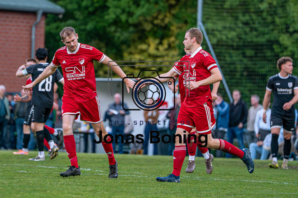 Fußball I Herren I Saison 2025-2026 I Bezirksliga Weser-Ems 4 I 19. Spieltag I SV RW Visbek - SV Hansa Friesoythe I 09177 | jns.sportfotos - Realisiert mit Pictrs.com
