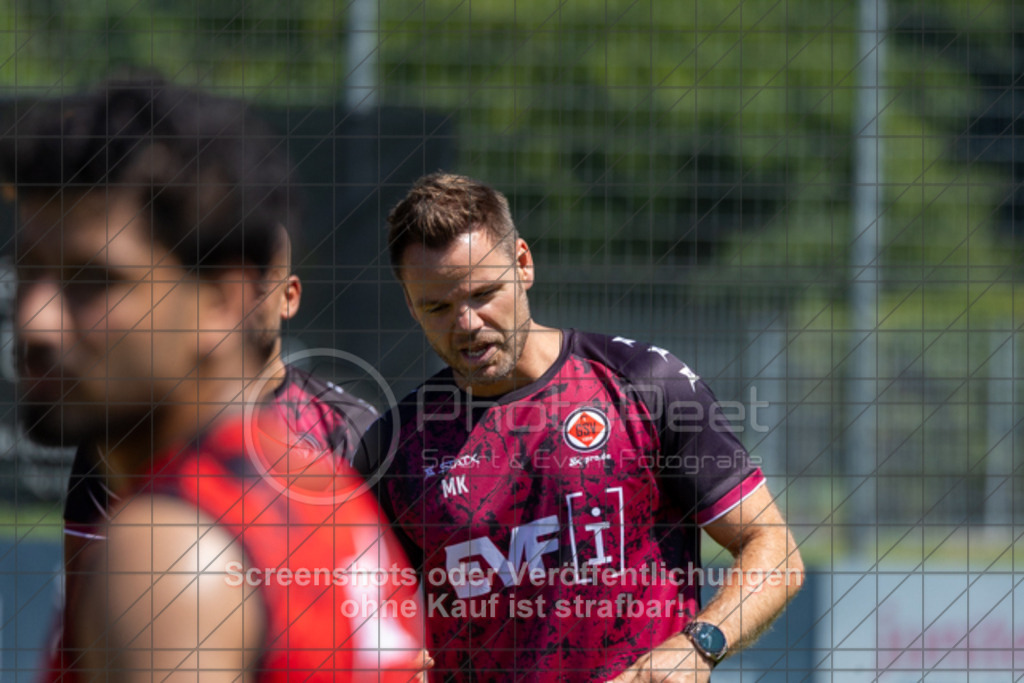 20250629_112729_1912 | #,1.Göppinger SV, Fussball, Oberliga BW - Trainingsauftakt, Saison 2025/2026, Rasensportplatz Stadion SV Göppingen, Hohenstaufenstr. 116, 73033 Göppingen, 29.06.2025 - 10:30 Uhr,Foto: PhotoPeet-Sportfotografie/Peter Harich