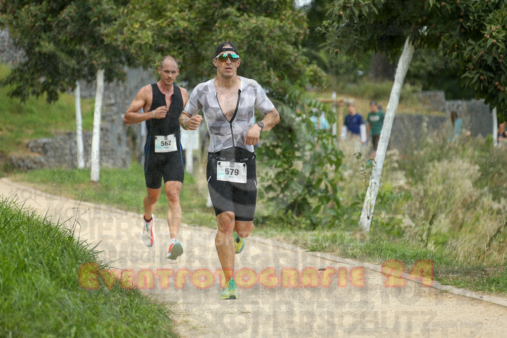 250824_1418_EX1_5761 | Sportfotografie im Rhein-Sieg Kreis, Köln, Bonn, NRW, Rheinland Pfalz, Hessen, etc. Unser Tätigkeitsfeld umfasst den Laufsport vom Volkslauf über den Marathon, Duathlon, Triathon bis zum Ultralauf wie Kölnpfad Ultra oder Schindertrail.