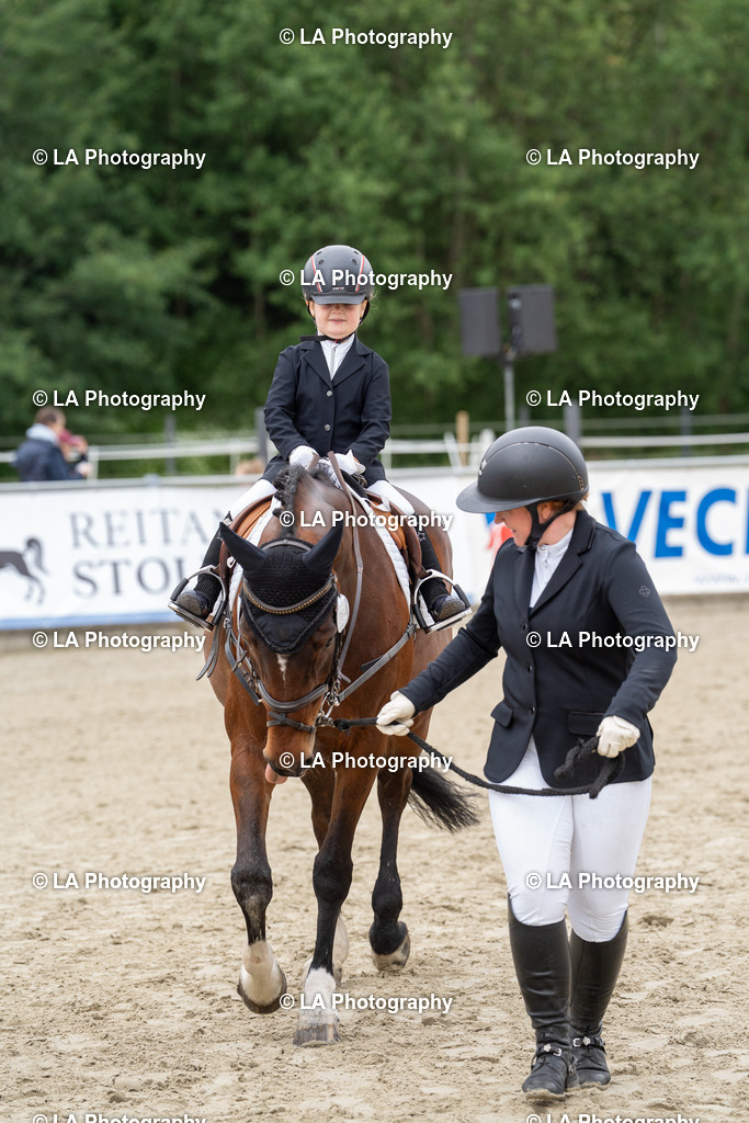 DSC07937 | Entdecke einzigartige Turnierfotos und persönliche Pferde- und Hundeportraits bei LA Photography. Für jeden Reiter und Pferd das perfekte Bild! Stöbere jetzt! - Realisiert mit Pictrs.com