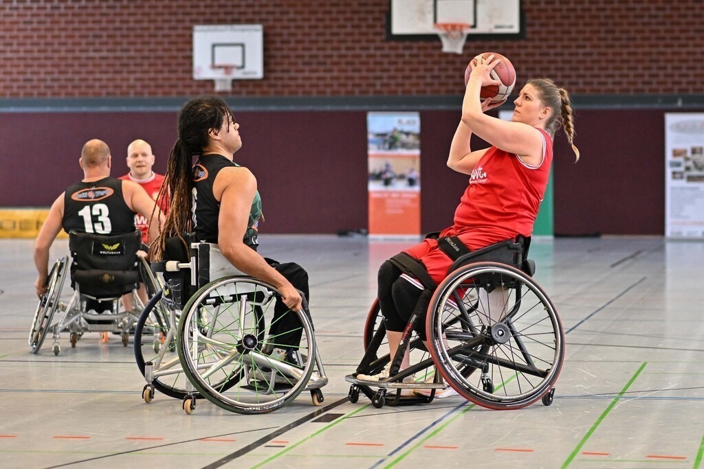 2025-11-30-Ralph_Kunze-4875 | Ralph Kunze - Realisiert mit Pictrs.com