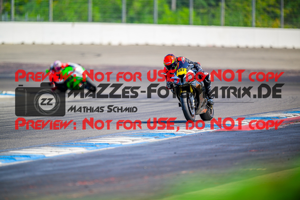 MaZZes_Fotomatrix_20250816_6007705_9166 | WEISS