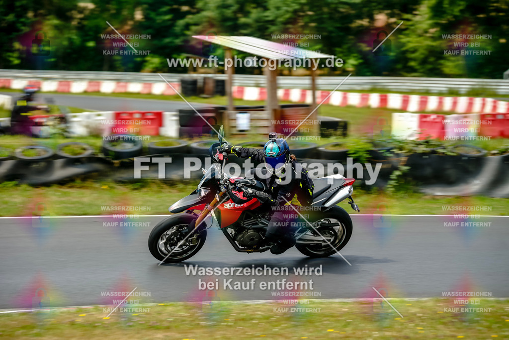 VBK-4816 | Hier findet Ihr Bilder von Touristenfahrten auf der Nürburgring Nordschleife oder von anderen Veranstaltungen die ich besucht habe. Viel Spass beim Durch Schauen 