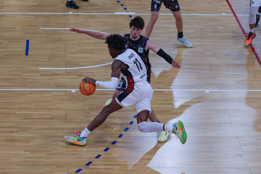 Pro A BAYER GIANTS vs Uni Baskets Münster-67 | Fotos von Basketballspielen aus dem Raum NRW fotografiert von Gero Mueller-Laschet und Daniel Schaefer - Realisiert mit Pictrs.com