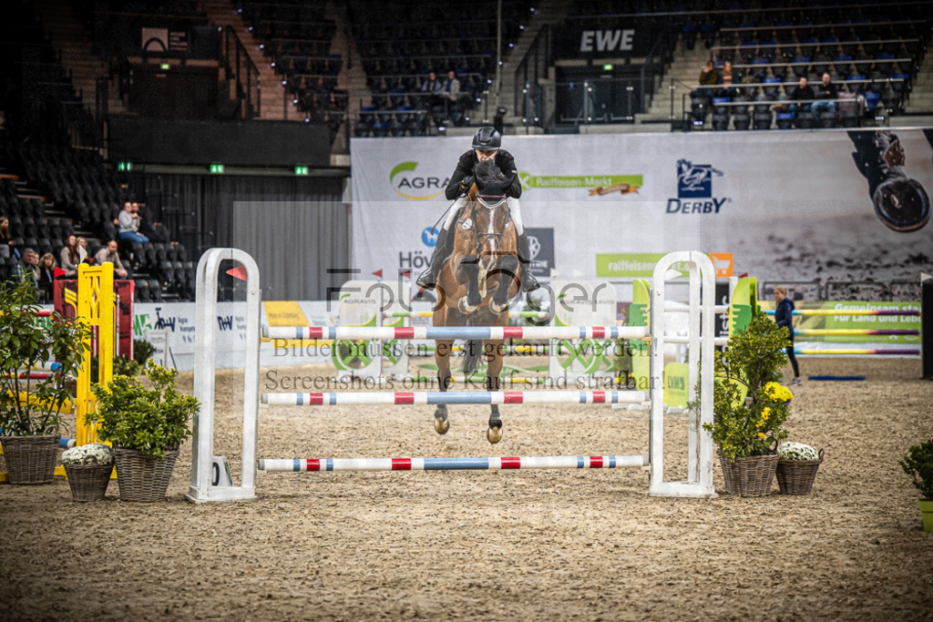 DOS_0285 | Entdecke hochwertige Reitturnierfotos von Foto Oger. Professionell, emotional und authentisch – jetzt Lieblingsmomente im Shop bestellen.Deutschlandweite Turnierfotografie. - Realisiert mit Pictrs.com