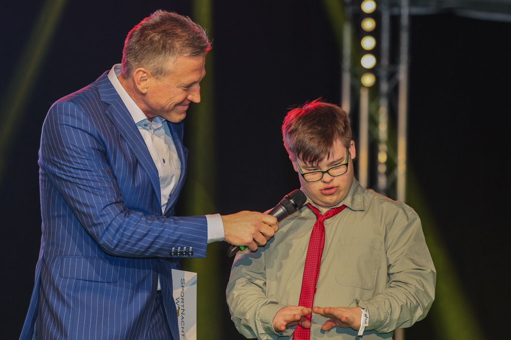 top-top.de250214-228 | Die 3. Weseler SportNacht, die große Sportgala mit Ehrungen der Weseler Sportler des Jahres 2024 findet am Freitag, den 14.02.2025 im Festzelt an der Rheinpromenade statt.Foto: Erwin Pottgiesser