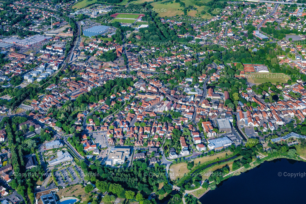 Gifhorn_Innenstadt_ELS_3784050623 | GIFHORN 05.06.2023 Stadtansicht des Innenstadtbereiches in Gifhorn im Bundesland Niedersachsen, Deutschland. // City view of the inner city area in Gifhorn in the state Lower Saxony, Germany. Foto: Martin Elsen