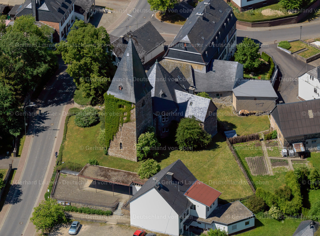 Pyramidenkirche-Hottenbach-3111685 | Pyramidenkirche-Hottenbach