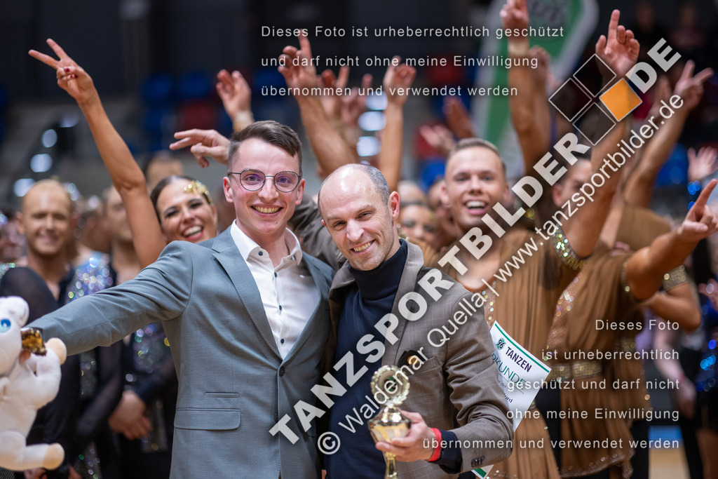 20260328-04200 | Hier finden Sie Tanz Bilder vom Latein und Standard Formationen tanzen. Sportbilder vom Tanzsport. Schöne Fotos und von Weltmeisterschaft, Europameisterschaft, Bundesliga, Regionalliga, Oberliga und Landesliga sowie von GOC Stuttgart, DanceComp, WM Bremen