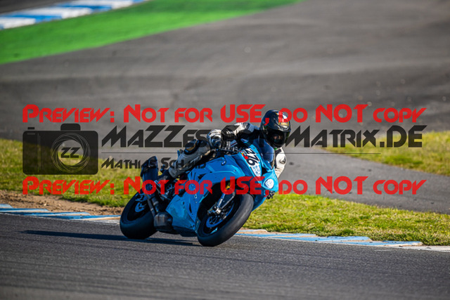 MaZZes_FotoMatrix_230410_1269 | ROT