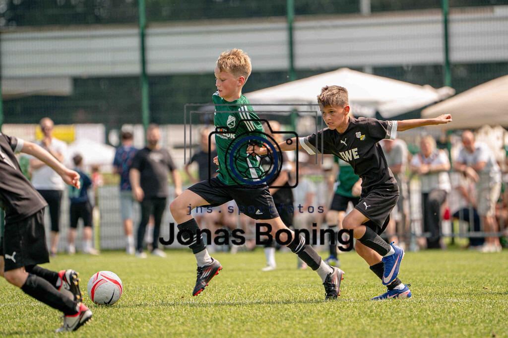 Fußball I E-Junioren I Saison 2025-2026 I OM-Cup Lüsche I Samstag  I 22623 | jns.sportfotos - Realisiert mit Pictrs.com