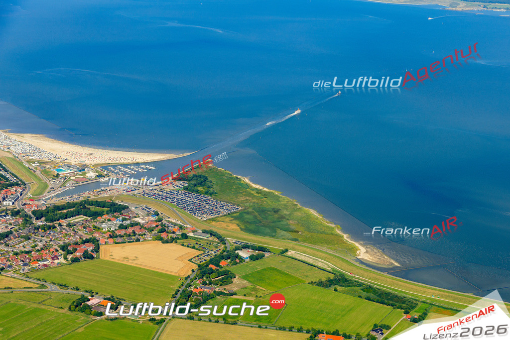 Aktuelles Luftbild von Bensersiel Esens - Die Luftaufnahme wurde 2022 mittels UL-Flugzeug erstellt ( keine Drohne ) - hochauflösende Kamera-Systeme von  Canon -Beste Qualität - Für grossformatige Ausdrucke geeignet. Die Geschenkidee !
