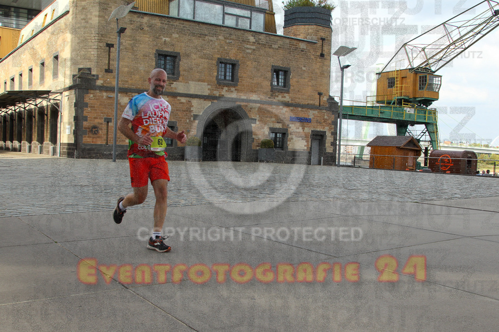 250920_1535_EV4_9215 | Sportfotografie im Rhein-Sieg Kreis, Köln, Bonn, NRW, Rheinland Pfalz, Hessen, etc. Unser Tätigkeitsfeld umfasst den Laufsport vom Volkslauf über den Marathon, Duathlon, Triathon bis zum Ultralauf wie Kölnpfad Ultra oder Schindertrail.