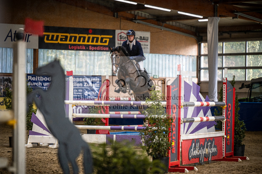 DOS_1455 | Entdecke hochwertige Reitturnierfotos von Foto Oger. Professionell, emotional und authentisch – jetzt Lieblingsmomente im Shop bestellen.Deutschlandweite Turnierfotografie. - Realisiert mit Pictrs.com