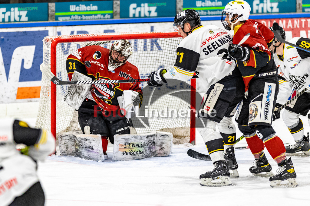 Bayernliga Eishockey Meisterrunde, TSV Peißenberg "Miners" gegen EA Schongau "Mammuts" am 3.3.23 in Peißenberg | Bayernliga Eishockey Meisterrunde, TSV Peißenberg "Miners" gegen EA Schongau "Mammuts" am 3.3.23 in Peißenberg
