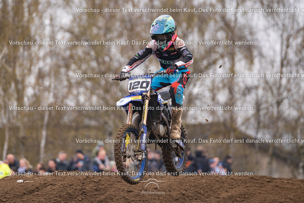 20260412_MCCBensdorf-1158 | Sportfotografin aus Berlin-Brandenburg mit Fokus auf Motocross. Ich halte deine sportliche Leistung und echte Emotionen auf und neben der Strecke professionell fest. Entdecke die Fotos von deinem Rennen und bestelle sie direkt hier im Shop.