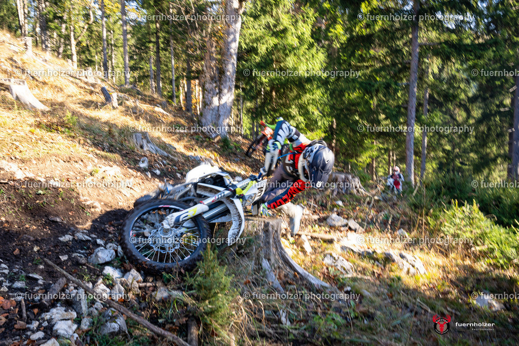 fuernholzer_241026-C1-137 | Fotografische Impressionen von der Red Stag Enduro Extreme by fuernholzer-photography.com. Endurosport in Österreich fotografisch festgehalten von fuernholzer. Auftragsfotografie für Private, Gewerbefotos und Industriefotografie. Eventfotografie, Sportfotografie und Motorsportfotografie. Anbieter von Fotoworkshops, Fototraining, fotografischen Vorträgen und Fotoseminaren.