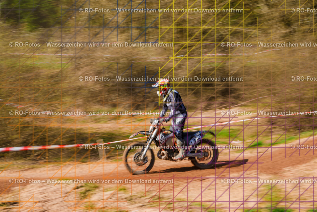 3 Lauf Mernes-348 | Sportfotografie von RO-Fotos: Motorsport, Motocross, Enduro, Laufveranstaltungen und Triathlon. Professionelle Fotos von Sportlern und Events. - Realisiert mit Pictrs.com