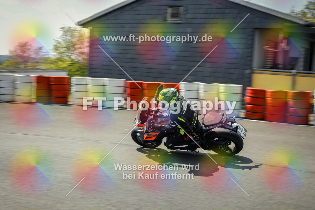 OBK_Mai_Volker_Adam-10926 | Hier findet Ihr Bilder von Touristenfahrten auf der Nürburgring Nordschleife oder von anderen Veranstaltungen die ich besucht habe. Viel Spass beim Durch Schauen 
