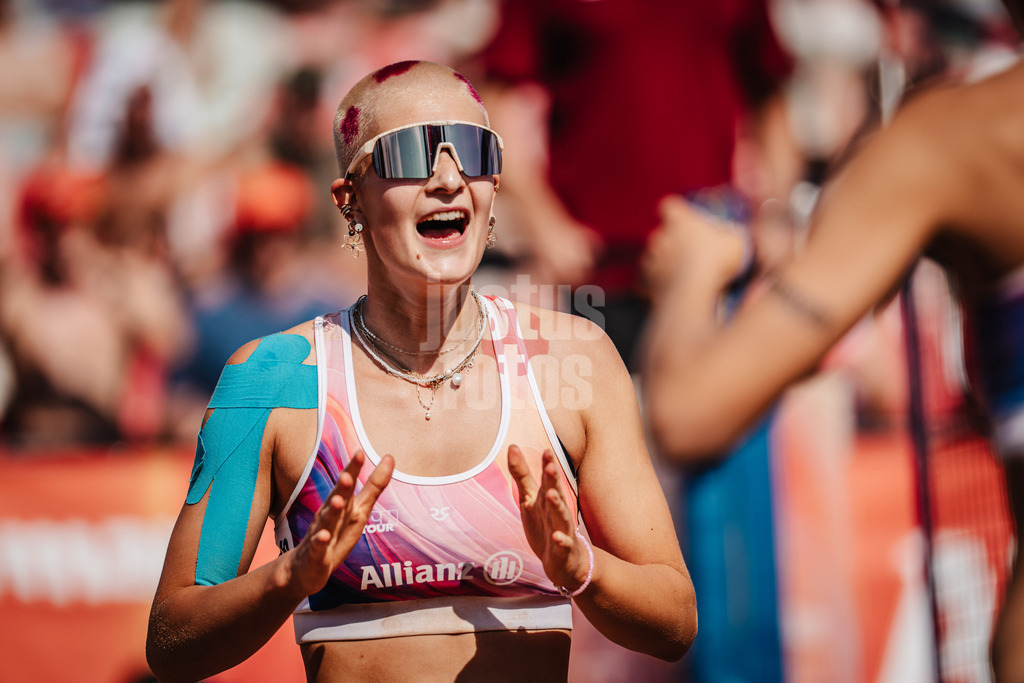 Beachvolleyball | Frauen | Allianz German Beach Tour 2025 | Tourstop München | 04.07.2025 | Mareet Maidhof freut sich