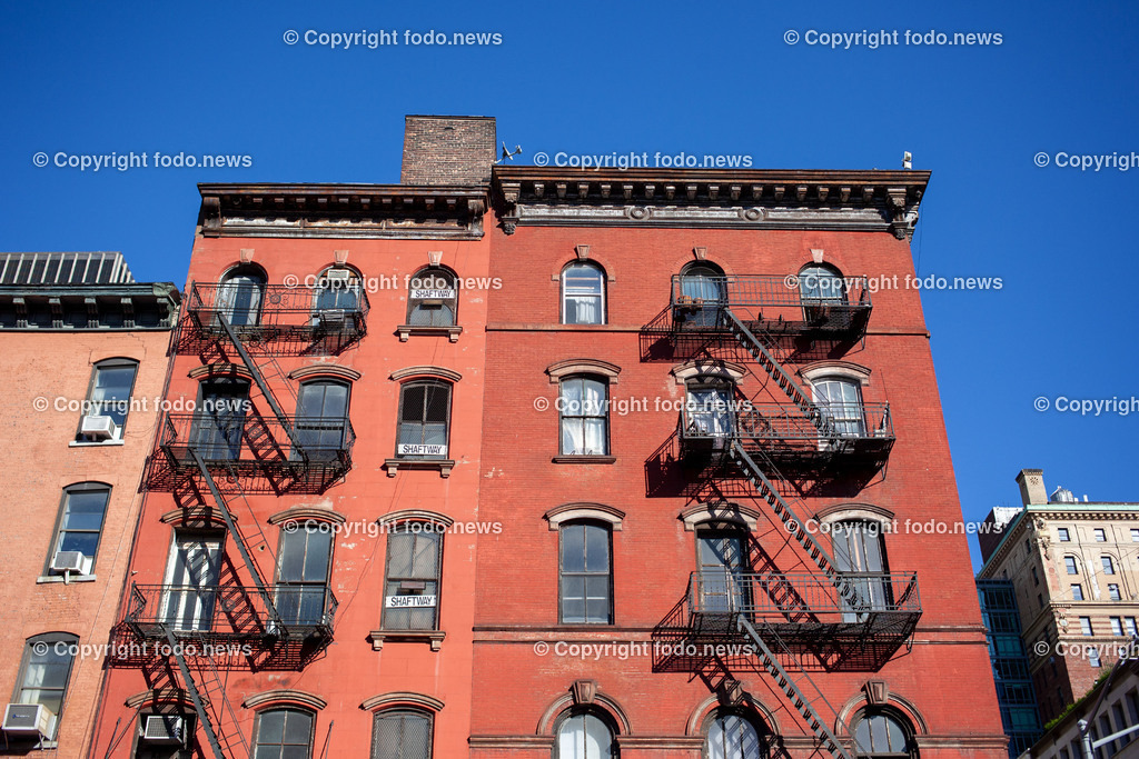 Vereinigte Staaten von Amerika_ USA_ New York City_ NYC_ 20.05.2024-50 | 20.05.2024, Vereinigte Staaten von Amerika, USA, New York City, NYC im Bild diverse Stadtansichten New York City, Wolkenkratzer, Essen, U-Bahn, Menschen, Stadion, Baseball, Yankees, Mets, Manhatten, East River, Trump, Macy, Verkehr, AutosNew York City ist eine Weltstadt an der Ostkueste der Vereinigten Staaten. Sie liegt im Bundesstaat New York und ist mit rund 8,8 Millionen Einwohnern die bevoelkerungsreichste Stadt des Landes.Quelle: Wikipedia