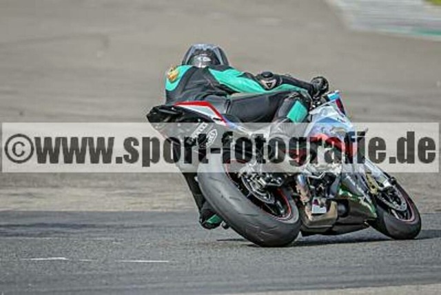 spof9043 | Professionelle Fotos von Sportveranstaltungen, aber auch Hochzeiten und anderen Events. - Realisiert mit Pictrs.com