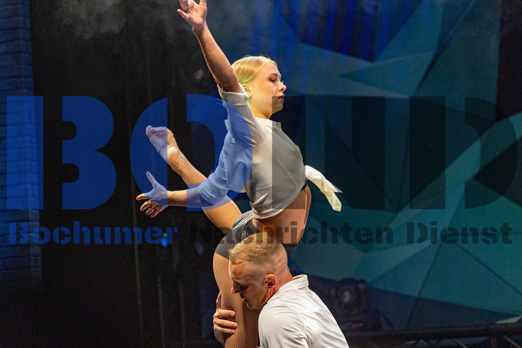 SES_VARECE20250907-25 | bond - Realisiert mit Pictrs.com