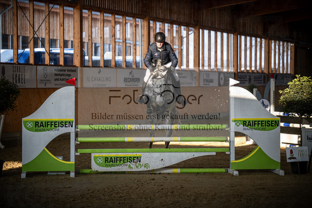 DOS_1832 | Entdecke hochwertige Reitturnierfotos von Foto Oger. Professionell, emotional und authentisch – jetzt Lieblingsmomente im Shop bestellen.Deutschlandweite Turnierfotografie. - Realisiert mit Pictrs.com