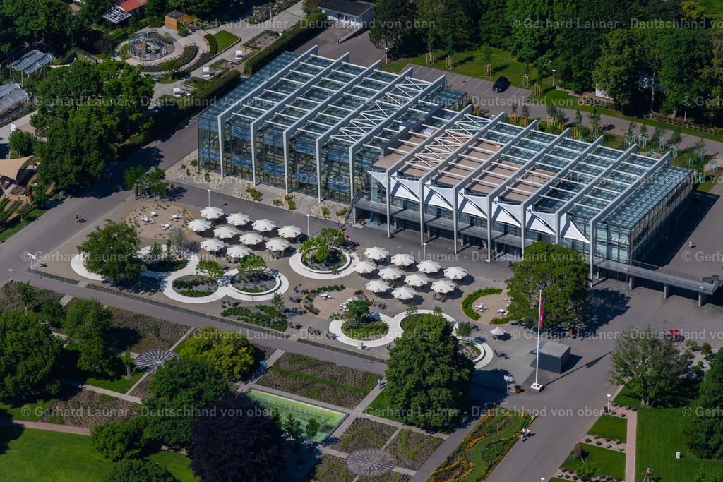 4045846 | ERFURT 14.06.2021 Wüsten- und Urwaldhaus " Danakil " im egapark im Ortsteil Hochheim in Erfurt im Bundesland Thüringen, Deutschland. Weiterführende Informationen bei: Bundesgartenschau Erfurt 2021 gemeinnützige GmbH,  Erfurter Garten- und Ausstellungs gemeinnützige GmbH,  Riedel Bau GmbH &amp; Co. KG,  SWE Stadtwerke Erfurt GmbH,  henchion+reuter. // Wuesten- and Urwaldhaus " Danakil " in egapark in the district Hochheim in Erfurt in the state Thuringia, Germany. Further information at: Bundesgartenschau Erfurt 2021 gemeinnuetzige GmbH,  Erfurter Garten- und Ausstellungs gemeinnuetzige GmbH,  Riedel Bau GmbH &amp; Co. KG,  SWE Stadtwerke Erfurt GmbH,  henchion+reuter. Foto: Gerhard Launer