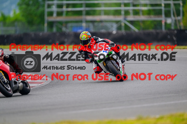 MaZZes_FotoMatrix_240724_6007705_1758 | BLAU