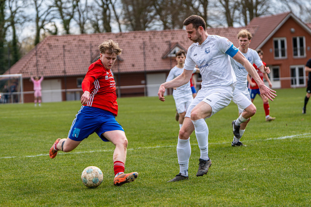 Fußball I Herren I Saison 2025-2026 I Halbfinale Kreispokal VEC I  BW Langförden - TV Dinklage II I 19218 | jns.sportfotos - Realisiert mit Pictrs.com