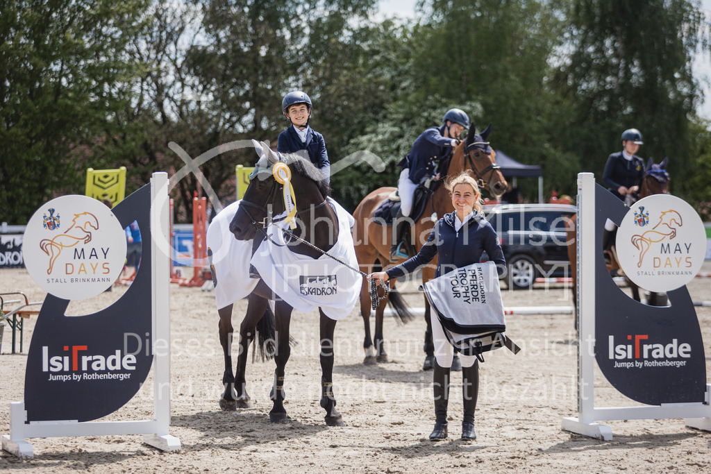 230519_MayDays_A2-Spr-U25-355 | Deine schönsten Turniermomente als professionelle Fotos! Entdecke hochwertige Pferdesport-Fotografie im Online-Shop. Jetzt Fotos finden & bestellen!
