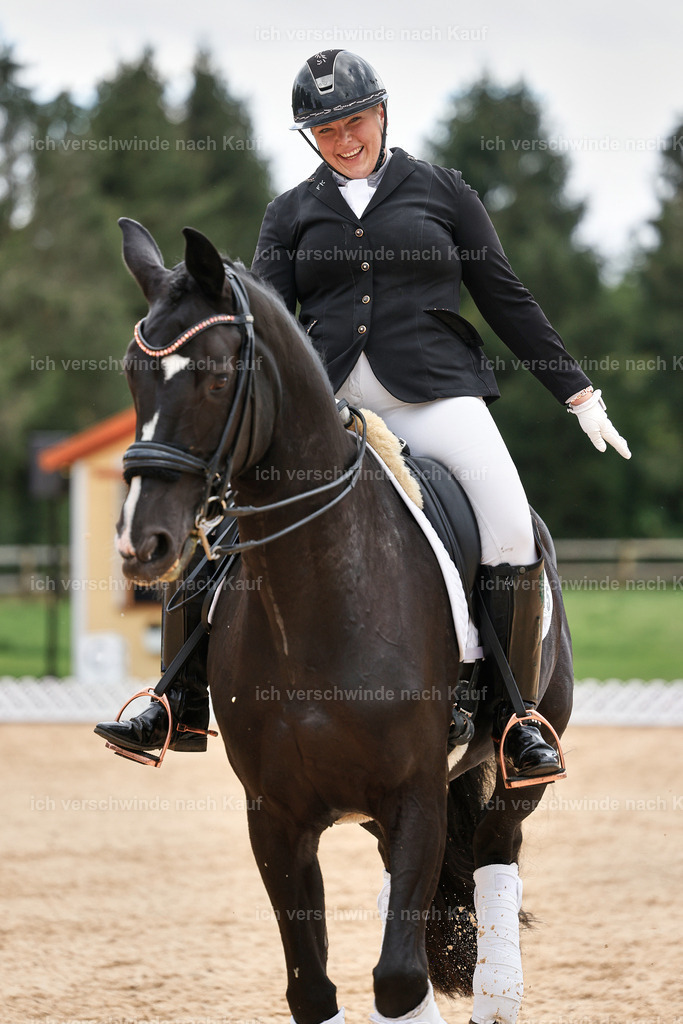 04_1-Siegerehrung-Dressur M__ -StoibPH-StoibPH-2710 | working equitationturnier fotograf videograf stoibphotography marixx film working equitation deutschland reitsport turnierfotografie eventfotografie equestrian events