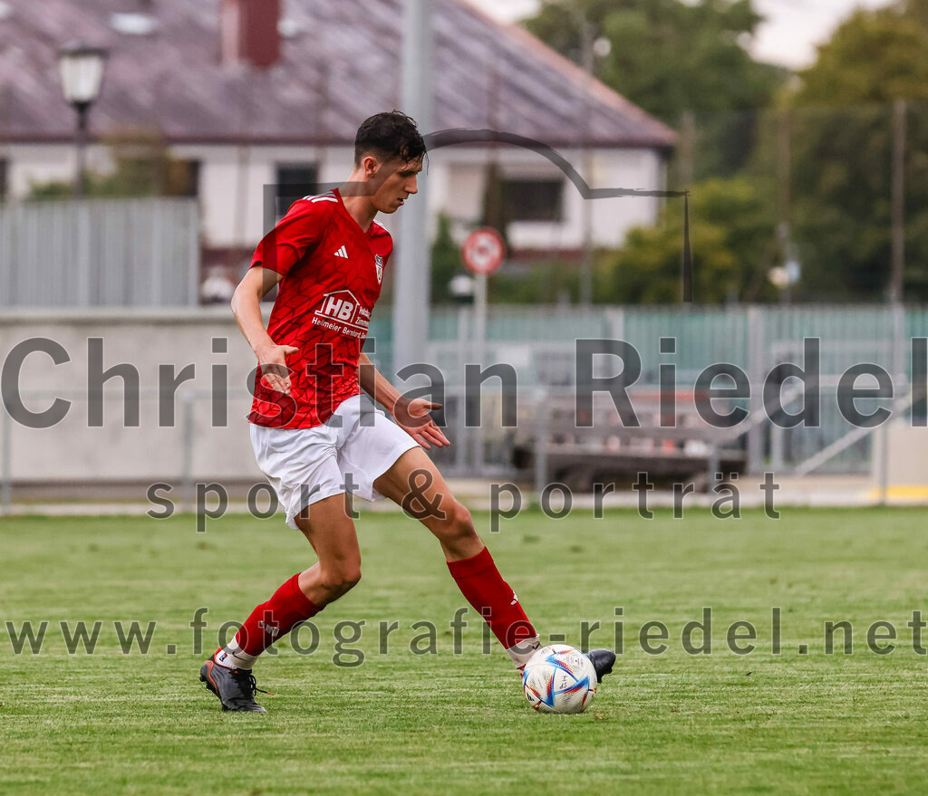 2023-08-25_104_FC_Finsing_gegen_FC_Lengdorf | Finsing, Deutschland, 25.08.2023:
Fußball, Kreisliga 2023 / 2024, 6. Spieltag, FC Finsing gegen FC Lengdorf, Endergebnis: 5:0

Bastian Fischer (FC Lengdorf, #12)

Foto: Christian Riedel / fotografie-riedel.net