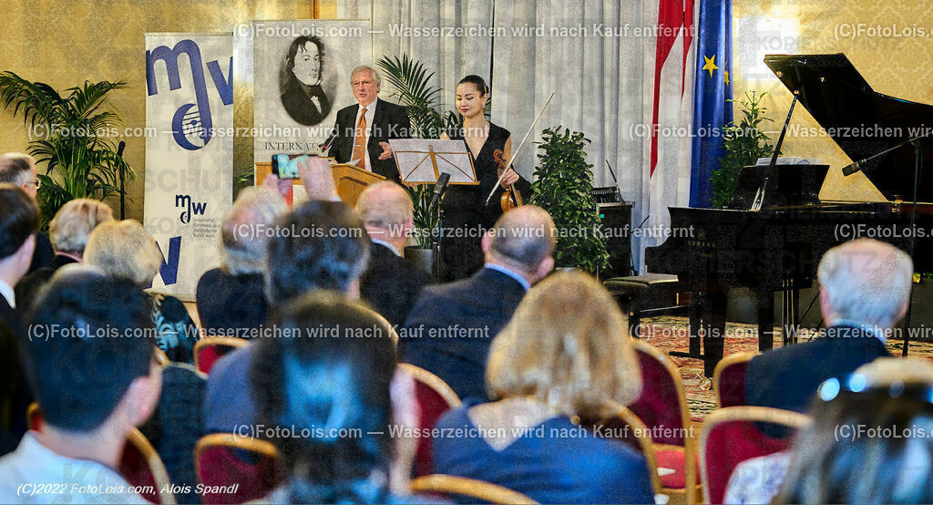 ALP3637_CHOPIN-Gesellschaft_Jubilaeum_Artzt-Tulenova | (C)FotoLois.com, Alois Spandl, Festveranstaltung '70 Jahre internationale CHOPIN-Gesellschaft in Wien' mit Einladung durch den Bürgermeister der Bundeshauptstadt Wien, Dr. Michael Ludwig (vertreten durch Mag. Thomas Reindl), Wappensaal des Wiener Rathauses, Sa 29. Oktober 2022.
