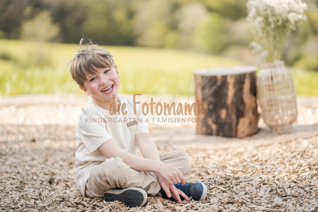 20 | Die Fotomamis – Eure Fotografen für Babybauch-, Neugeborenen-, Familien-, Kindergarten- und Hochzeitsfotografie. Mit Feingefühl, Leidenschaft & Liebe zum Detail.