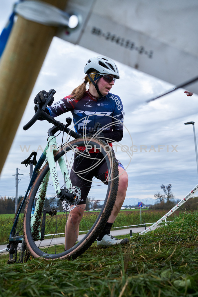..... | AUSTRIA, 24.11.24, 3.Radquerfeldein GP um das Sportzentrum Gunskirchen Image shows: Photo: Wapics / Michael Ring