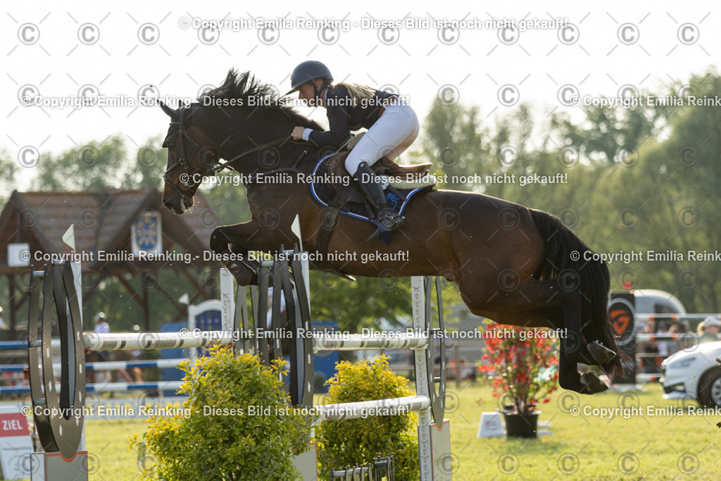 CL5A1188 | Emilia Reinking Fotografie - Realisiert mit Pictrs.com