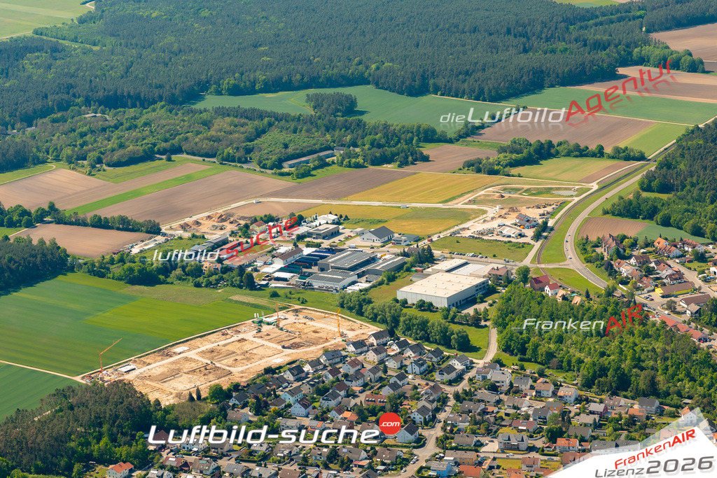 Das Luftbild zeigt : Eckersmühlen Roth - Die Luftaufnahme wurde 2024 vom UL-Flugzeug aus erstellt ( keine Drohne ) - Hochauflösende Luftaufnahme - Für grossformatige Ausdrucke geeignet. Die Geschenkidee !Mit Lizenz und Bildrechte bestellbar