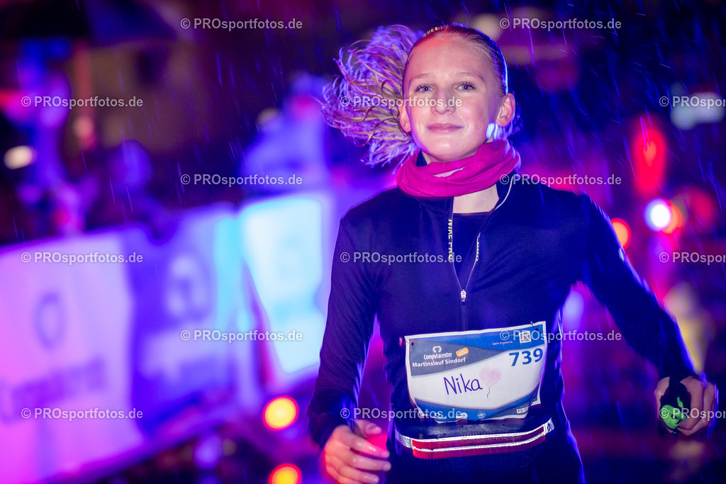 Martinslauf Sindorf 2023 in Kerpen-Sindorf, 09.11.2023 | Impressionen vom Martinslauf Sindorf 2023 am 09.11.2023 in Kerpen-Sindorf (Nordrhein-Westfalen).