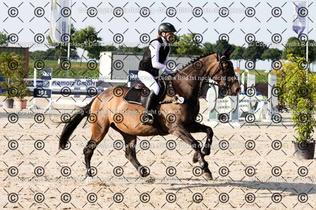 CL5A1353 | Emilia Reinking Fotografie - Realisiert mit Pictrs.com