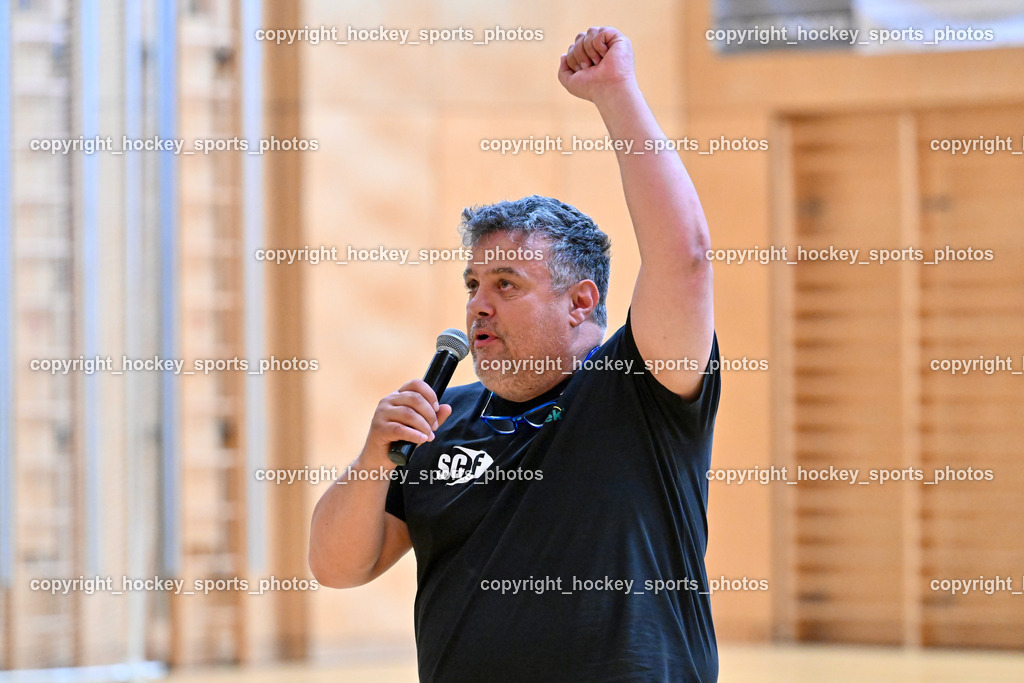 SC Ferlach vs. WAT Atzgersdorf | Buchbauer Wolfgang Assistentcoach SC Ferlach Damen, SC Ferlach vs. WAT Atzgersdorf, SC Ferlach vs. WAT Atzgersdorf am 12.05.2024 in Ferlach (Ballspielhalle Ferlach), Austria, (Photo by Bernd Stefan)